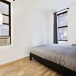 Inspiring Urban Life, Times Square Apartments